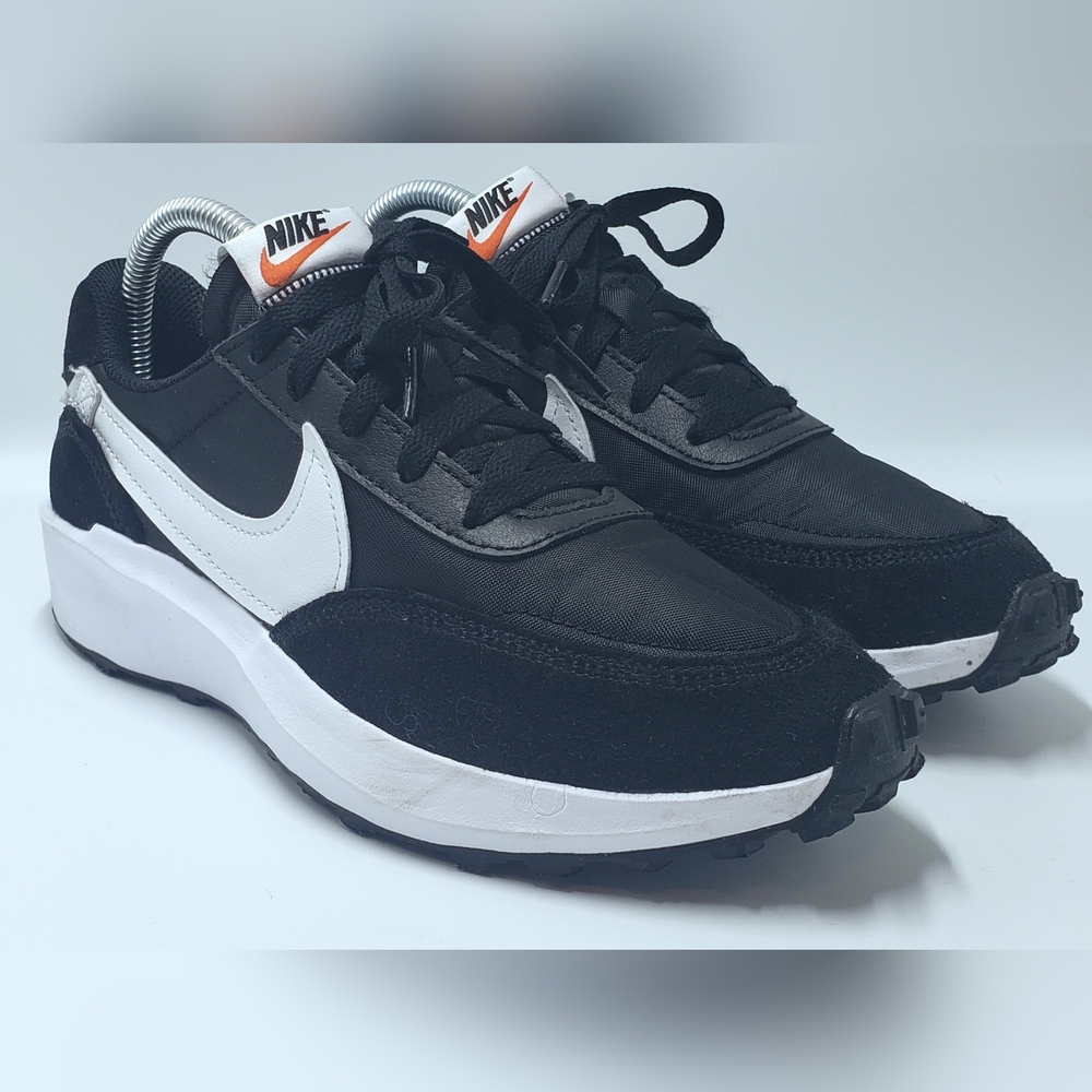 Womens Nike Waffle Debut